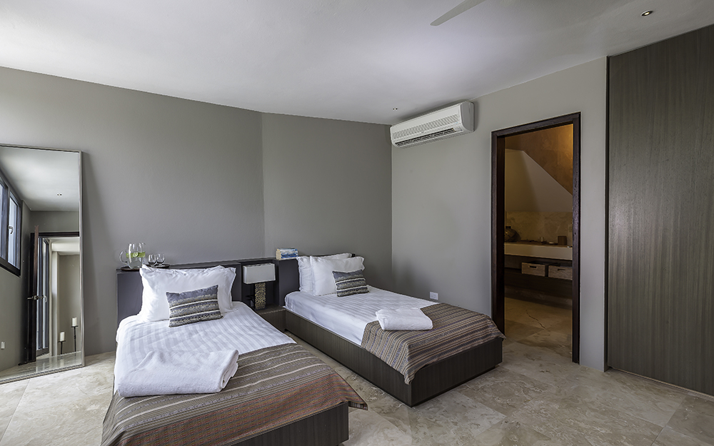 Anguilla Home 944791