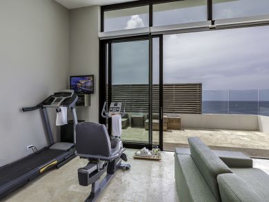 Anguilla Home 944791