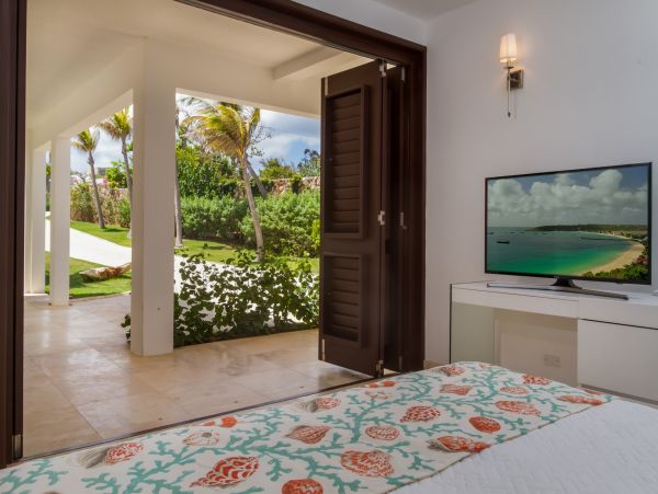 Anguilla Home 944794