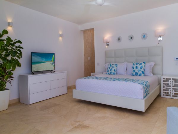 Anguilla Home 944794