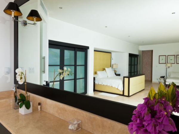 Anguilla Home 944794