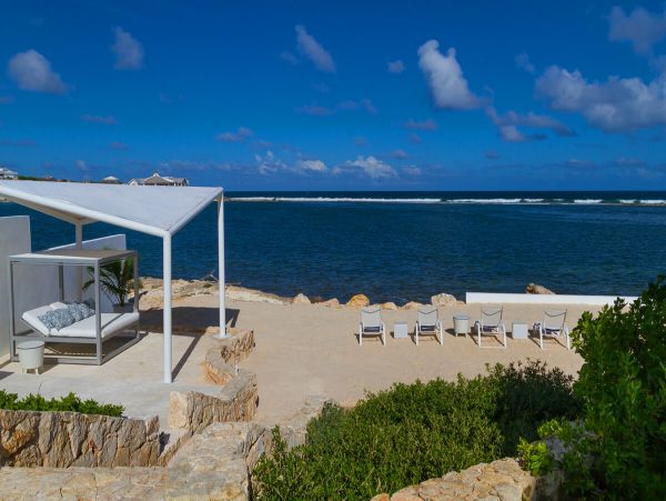 Anguilla Home 944794