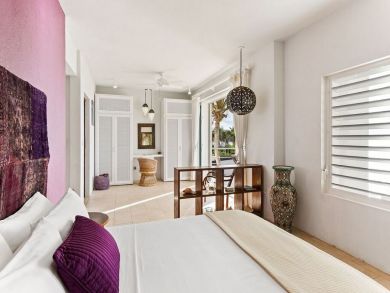 Anguilla Home 944795