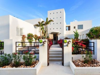 Anguilla Home 944795
