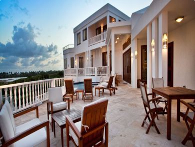 Anguilla Home 944798