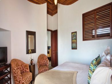 Anguilla Home 944798