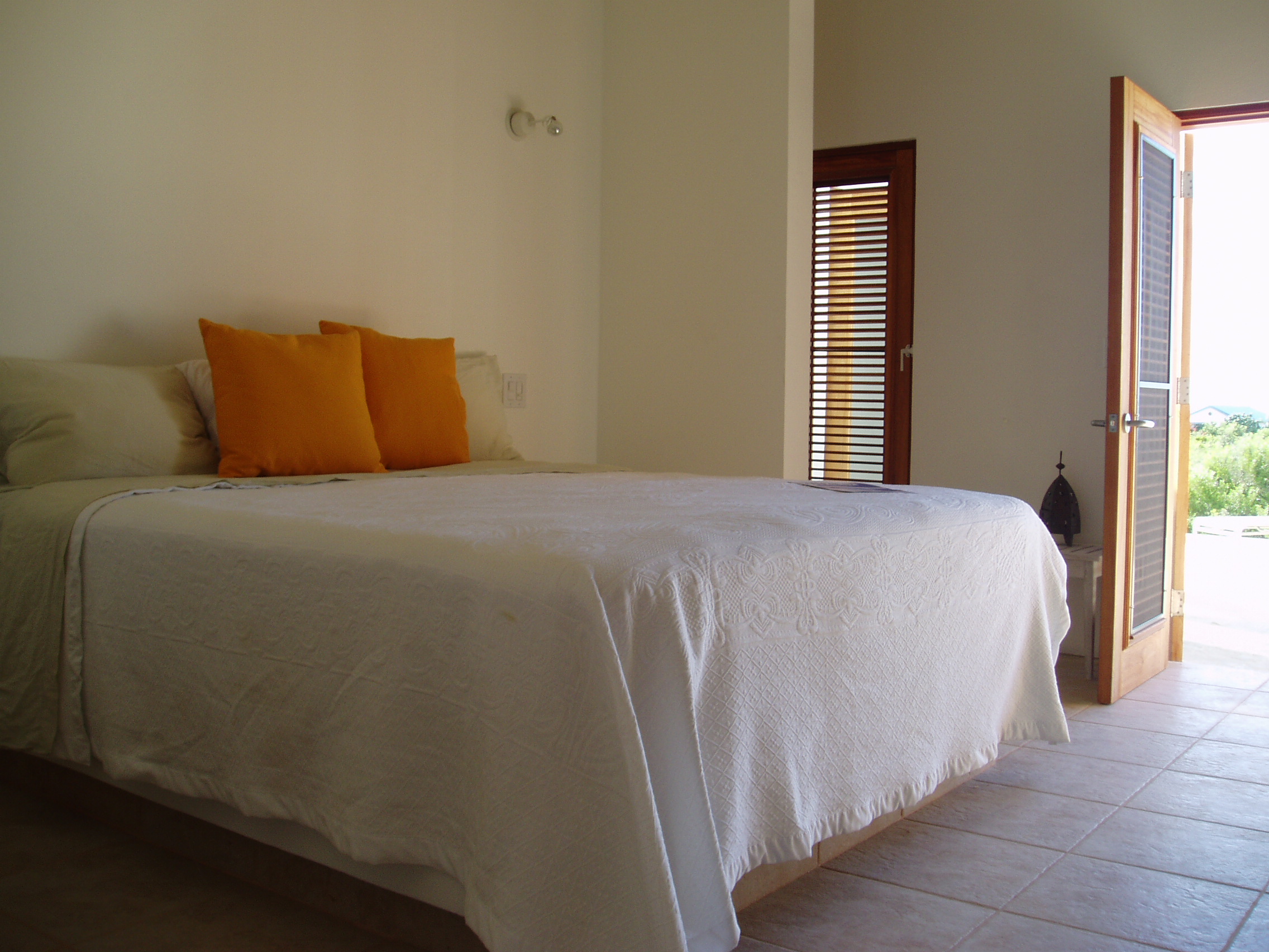 Anguilla Home 944804