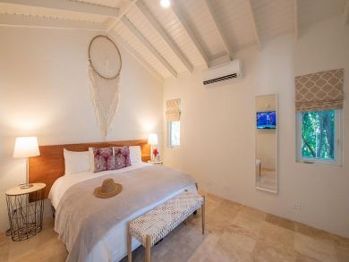 Anguilla Home 944807