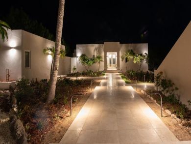 Anguilla Home 944807