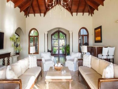Anguilla Home 944808