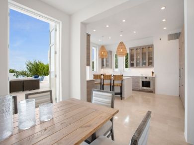 Anguilla Home 944809