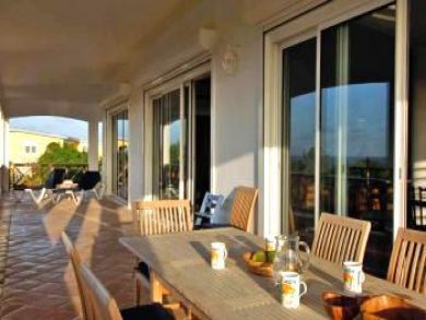 Anguilla Home 944816