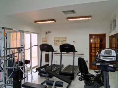 Anguilla Home 944822
