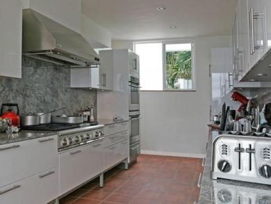 Anguilla Home 944823