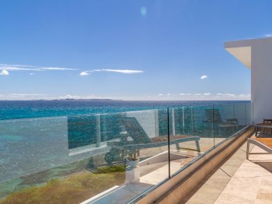 Anguilla Home 944824