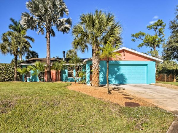 Beautiful Naples Vacation Rental Pool Home Sleeps 6
