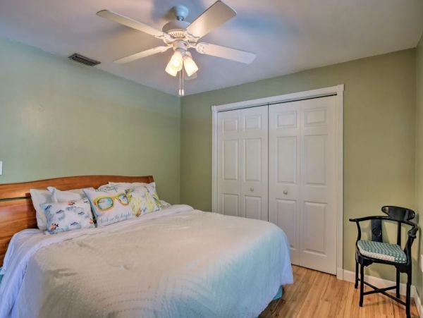 Beautiful Naples Vacation Rental Pool Home Sleeps 6