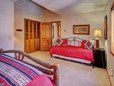 Breckenridge Luxury Vacation Rental Home Eight Bedrooms