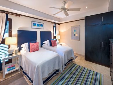 Barbados Condo 944863