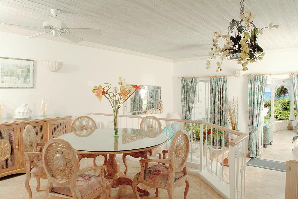 Barbados Condo 944875
