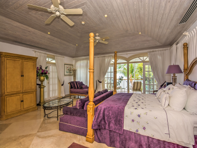 Barbados Condo 944908