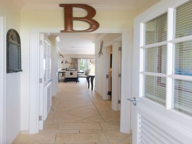 Barbados Condo 944959