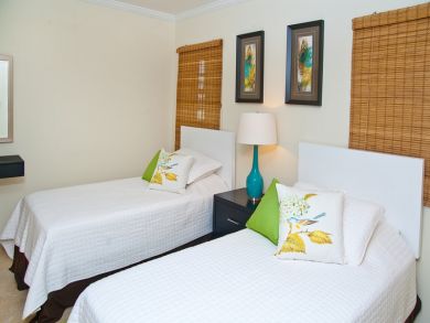 Barbados Condo 944963