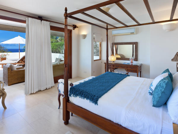 Private Staff Luxury Residence Villa Pool in Barbados