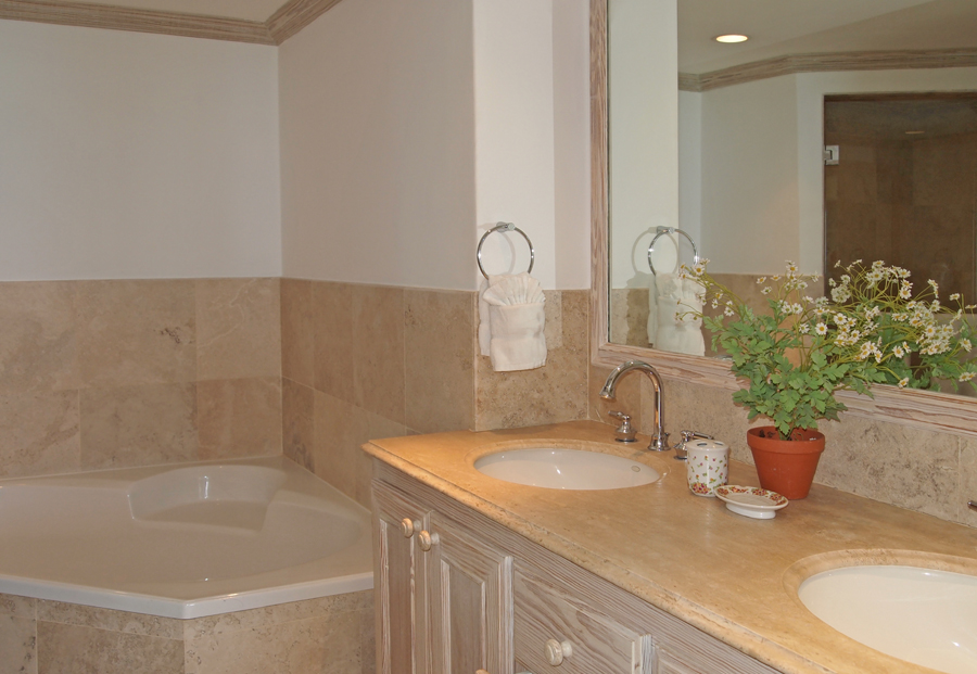 Barbados Condo 945005
