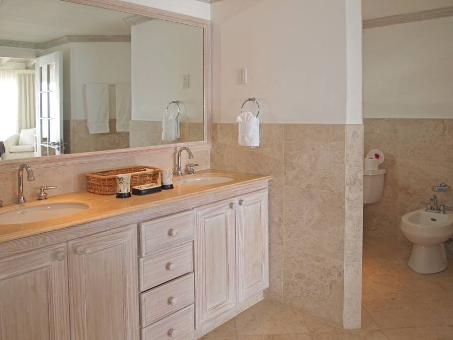 Barbados Condo 945005