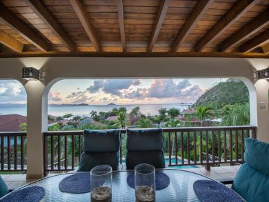 British Virgin Islands Home 945028