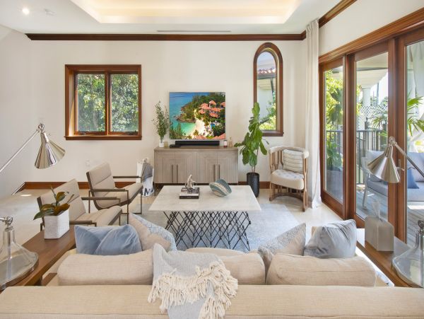 A Combination Two Luxury Oceanfront Villas Sleep 12 Guests