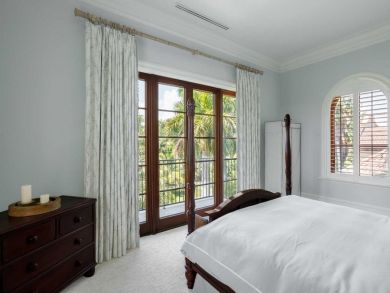 Cayman Islands Home 945053