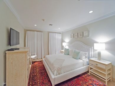 Cayman Islands Home 945054