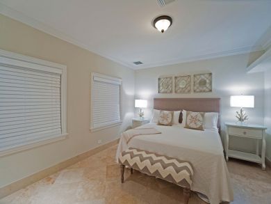 Cayman Islands Home 945054