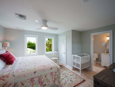 Cayman Islands Home 945056
