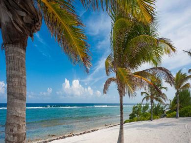 Cayman Islands Home 945057