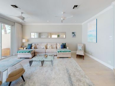 Cayman Islands Home 945058