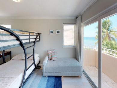 Cayman Islands Home 945058