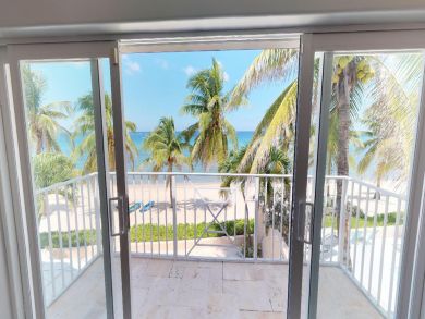 Cayman Islands Home 945058