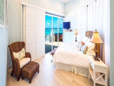 Cayman Islands Home 945059