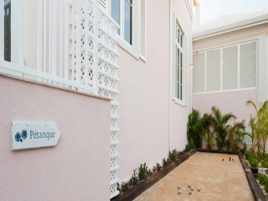 Cayman Islands Home 945060