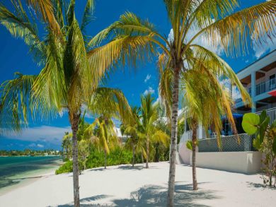 Cayman Islands Home 945060