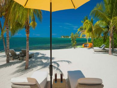 Cayman Islands Home 945060