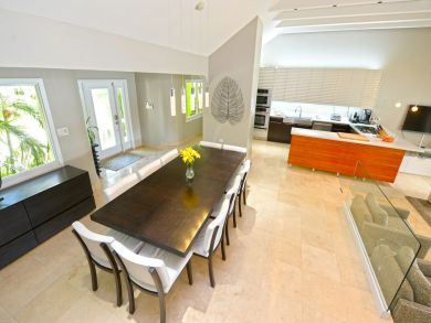 Cayman Islands Home 945062