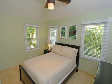 Cayman Islands Home 945062