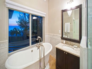 Cayman Islands Home 945064 Cayman Islands Home 945064