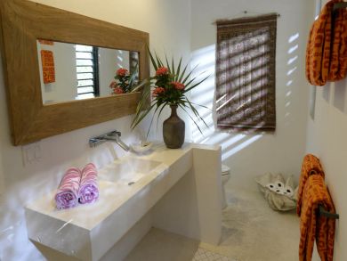 Cayman Islands Condo 945065