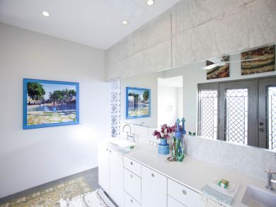 Cayman Islands Condo 945065