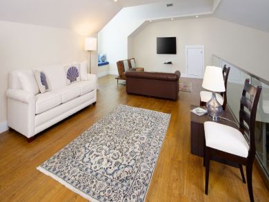 Cayman Islands Condo 945066